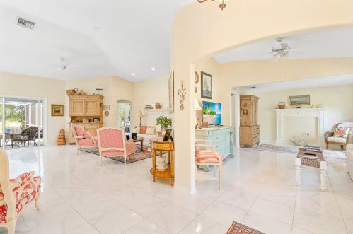 165 36 Ct, Vero Beach FL 32960-4085 exterior
