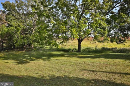 126 Dark Hollow Rd, Pipersville PA  18947-9369 exterior