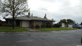 7600 Eagle Park Dr, Sacramento CA  95828-4875 exterior