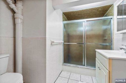 167 Cambridge Ave, Englewood NJ  07631-1624 exterior