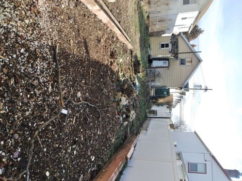 103-06 217th Ln, Jamaica NY  11429-1212 exterior