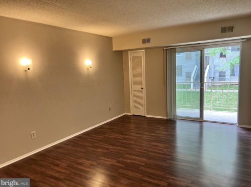 423 Governor House Cir, Wilmington, DE 19809-2452