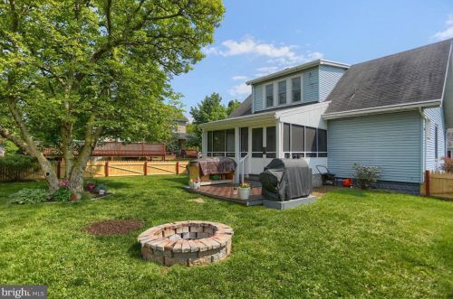 388 High St, Highspire PA  17034-1406 exterior