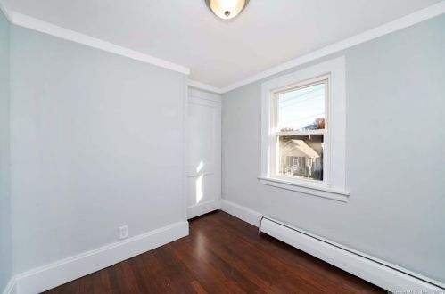 150 Summit St, Bridgeport CT  06606-4839 exterior