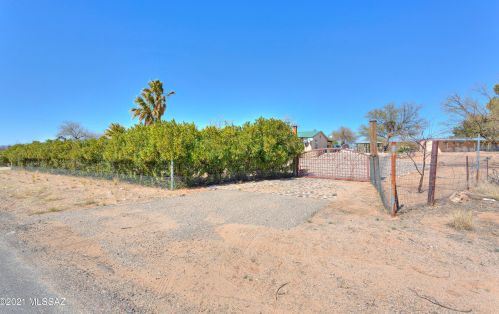 1790 Hawk Way, Tumacacori, AZ 85645-9742