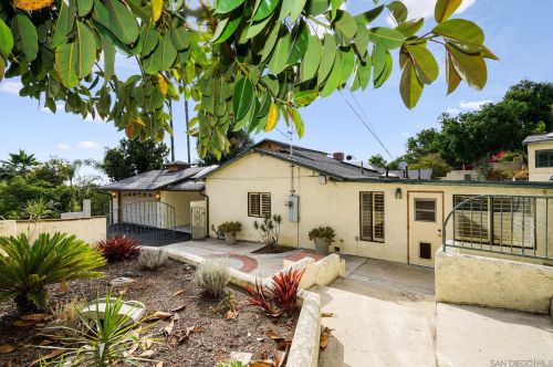 5094 Mesa Ter, La Mesa, CA 91941-4244