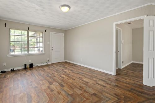 7006 Antler Ave, Dallas, TX 75217-5839