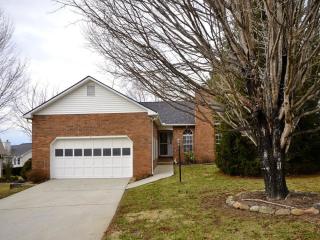 5 Creekside Ct, Asheville, NC 28803-2089