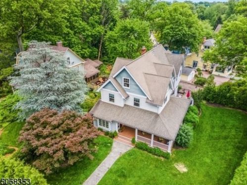 241 Mountain Ave, Montclair, NJ 07042-1626
