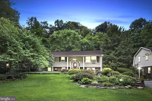 381 New Bridgeville Rd, Longlevel, PA 17368-9075