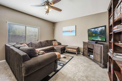 2575 Amber Sun Dr, Phoenix AZ 85085-5076 exterior