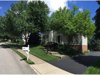 313 Three Point Rd, Seven Fields, PA 16046-3943