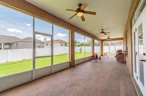 6462 Hickory View Dr, Lakeland FL  33813-0805 exterior