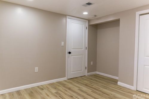 178 Louis Pl, Iselin NJ  08830-1236 exterior