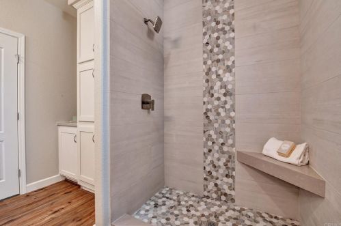 3340 Don Tomaso Dr, Carlsbad CA  92010-3951 exterior