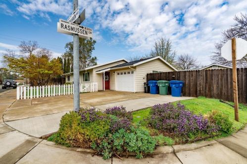 8158 Dutch Haven Blvd, Elverta, CA 95626-9689