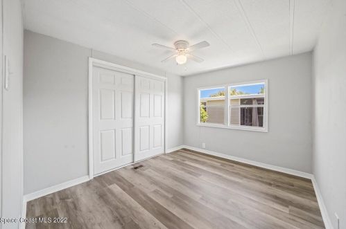 738 Lark Dr, Sebastian FL  32976-7224 exterior