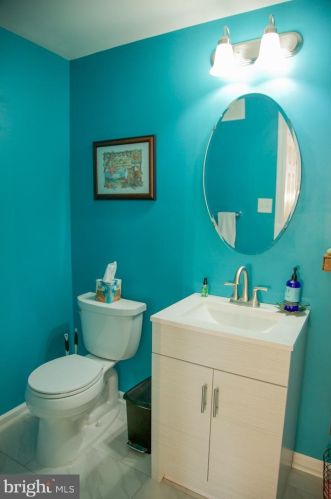 2631 Eastbourne Dr, Woodbridge VA  22191-4090 exterior