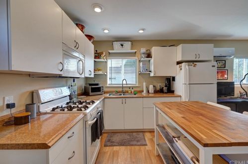 425 Laurel Ave, Brea CA  92821-6632 exterior