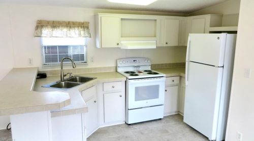 10435 Wood Smoke St, Saint James City FL  33956-3238 exterior