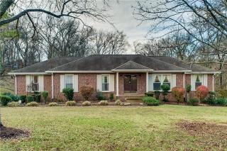 5663 Myrtlewood Dr, Nashville, TN 37211-6229