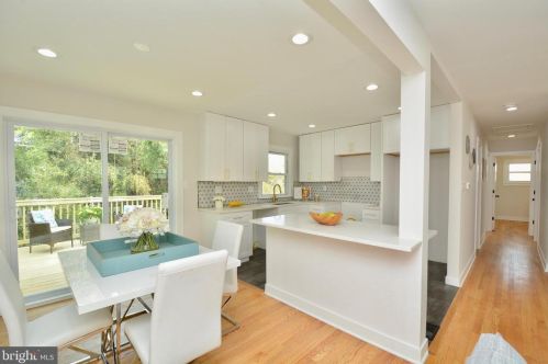 2608 Pioneer Ln, Falls Church VA  22043-3413 exterior