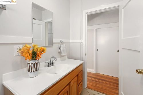 639 Cragmont Ave, Berkeley CA  94708-1329 exterior