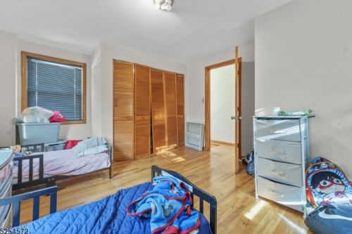 100 Broughton Ave, Bloomfield NJ 07003-4230 exterior