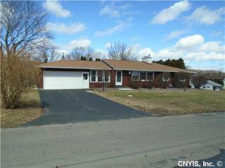 309 Southfield Dr, Fville, NY 13066-2252