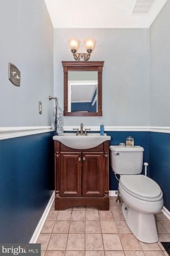 17 Lion Ct, Limerick PA  19468-1339 exterior