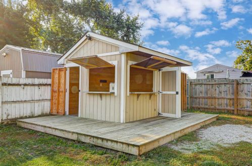 1967 Willow Run Rd, Darbydale OH  43123-1531 exterior