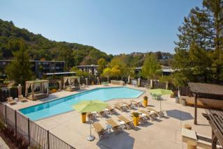 2515 Carlmont Dr, Belmont CA  94002-3216 exterior