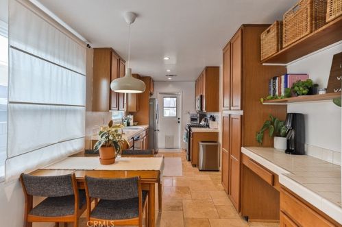 609 31st St, Long Beach CA  90806-1330 exterior