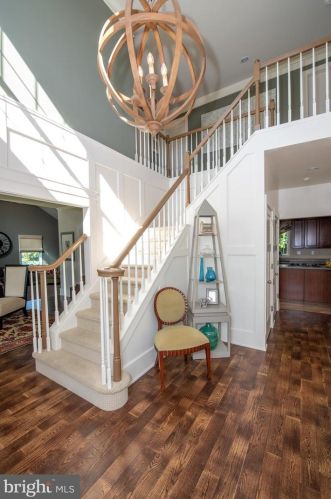 156 Whitney Ln, Southampton PA  18954-1080 exterior