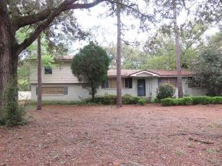 5890 Audubon Dr, Pensacola, FL 32504-7326