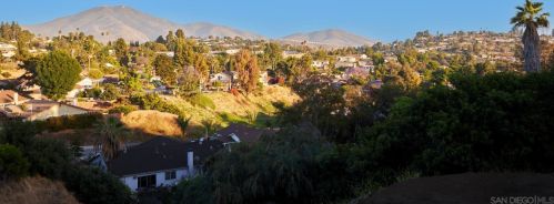 10133 Cliffwood Dr, La Mesa, CA 91941-7022