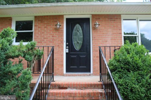 9085 James Madison Pkwy, Owens VA  22485-4903 exterior