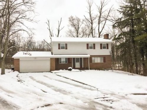 362 Brookhaven Ave, Cincinnati, OH 45215-1005
