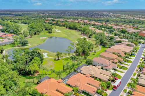 8543 Chase Preserve Dr, Naples, FL 34113-2692