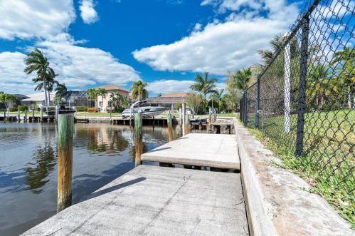 3605 Aruba Ct, Punta Gorda FL 33950-8121 exterior