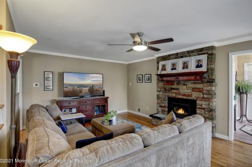 165 Taft Dr, Bricktown NJ  08724-3267 exterior