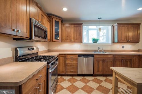 2810 Good Intent Rd, West Deptford NJ  08096-4456 exterior