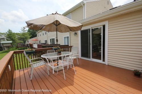 1 Redwood Dr, Tinton Falls NJ  07712-8711 exterior