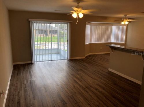 909 Yellowbird Ave, Deltona, FL 32725-7449