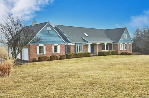 34 Kings Ridge Rd, Warwick, NY 10990-2640