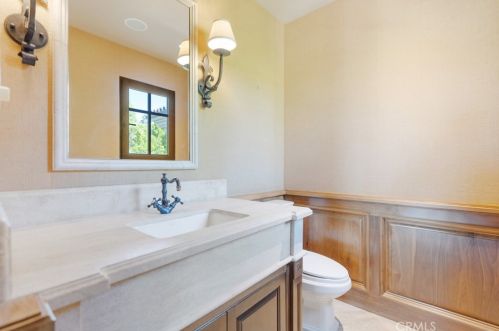 7 Shoreridge, Newport Beach CA  92657-1813 exterior