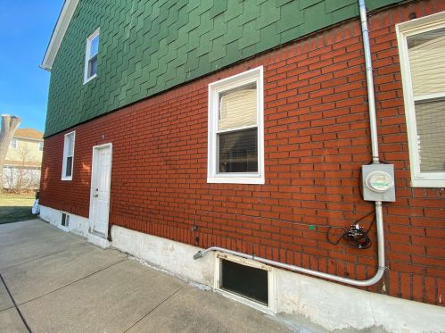 120-33 197th St, Jamaica, NY 11413-1404