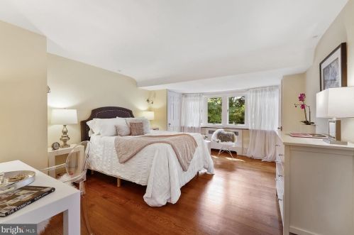 101 Marple Rd, Haverford PA  19041-1027 exterior