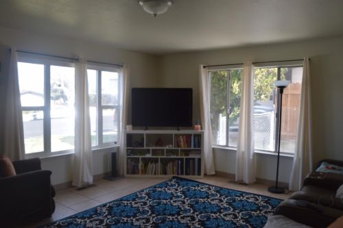 3206 Riverside Dr, Riverbank, CA 95367-2041
