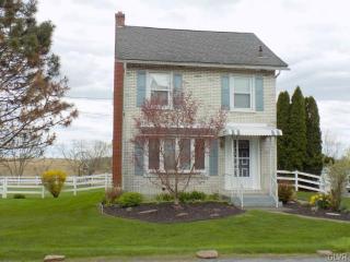 6926 Walnut St, Northampton, PA 18067-9051